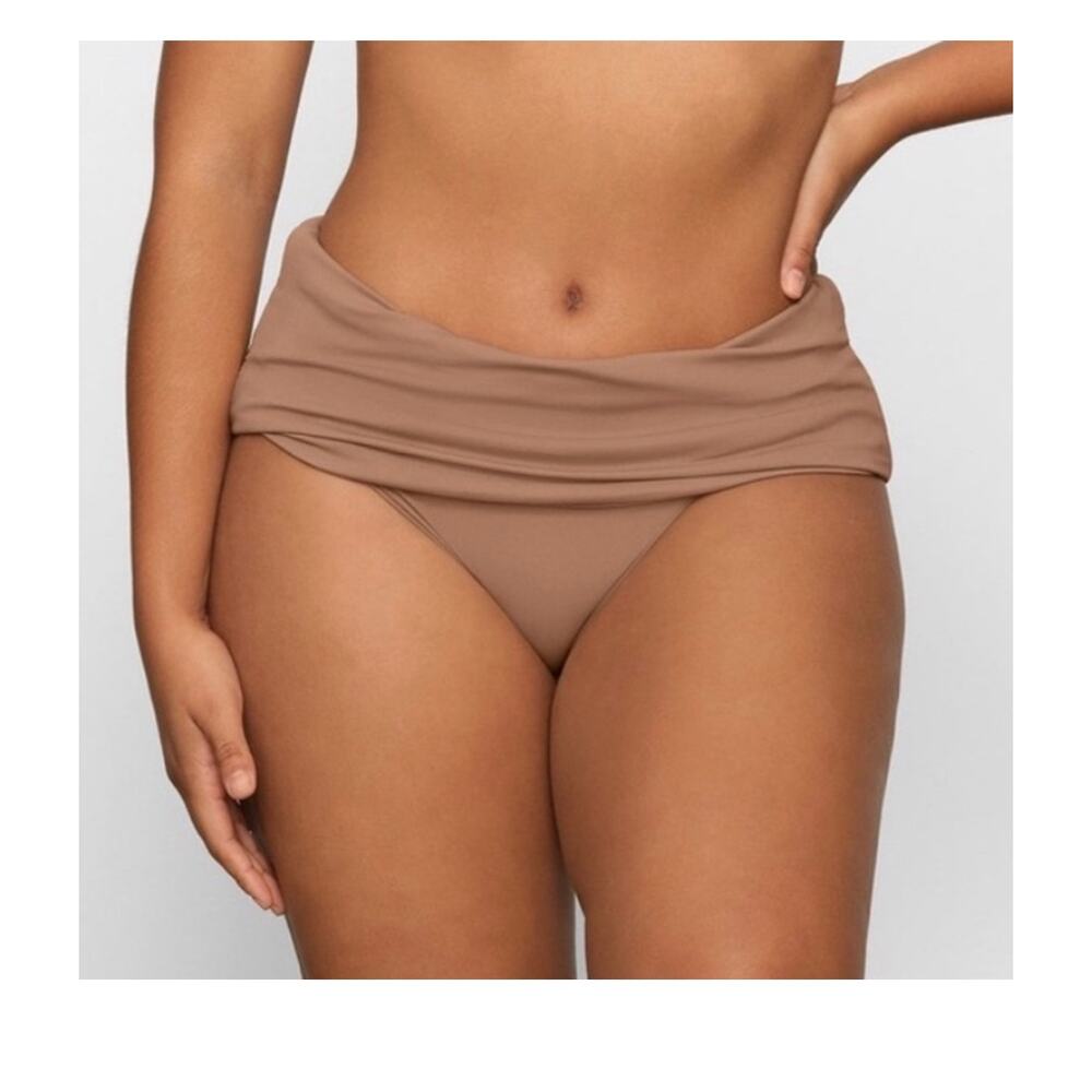 SKIMS Swim Ruched High Waisted Skimpy Bikini Bottom Nude Medium EUC